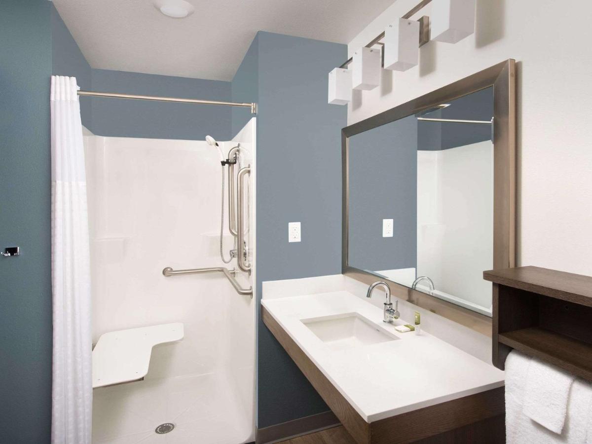 Woodspring Suites Toledo Maumee Exterior foto